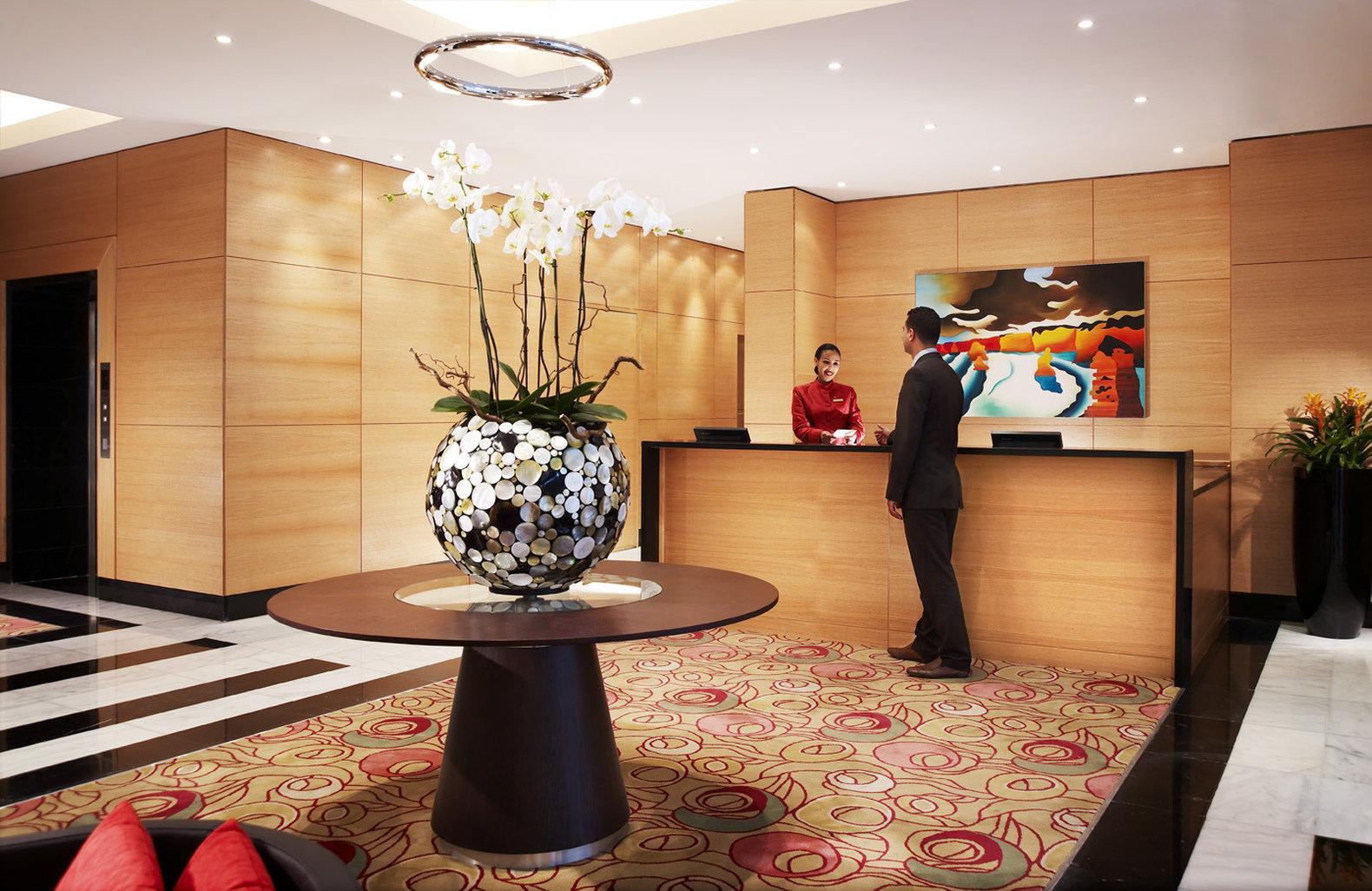 Somerset West Bay Doha Dış mekan fotoğraf The lobby of the hotel