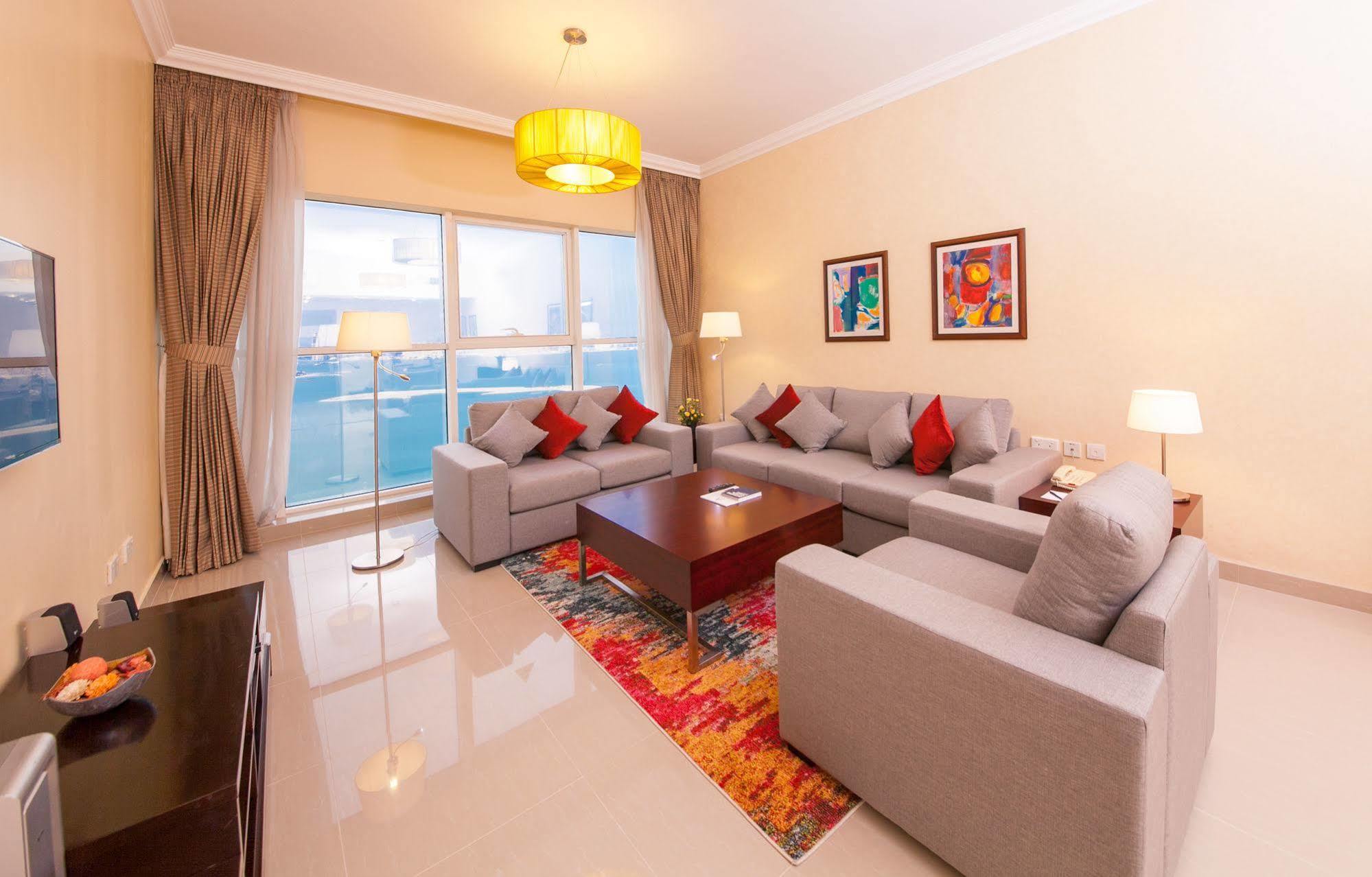 Somerset West Bay Doha Dış mekan fotoğraf Living room